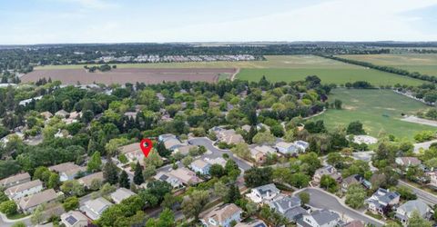 1817 Titian Ct, Davis, CA 95618 Photo