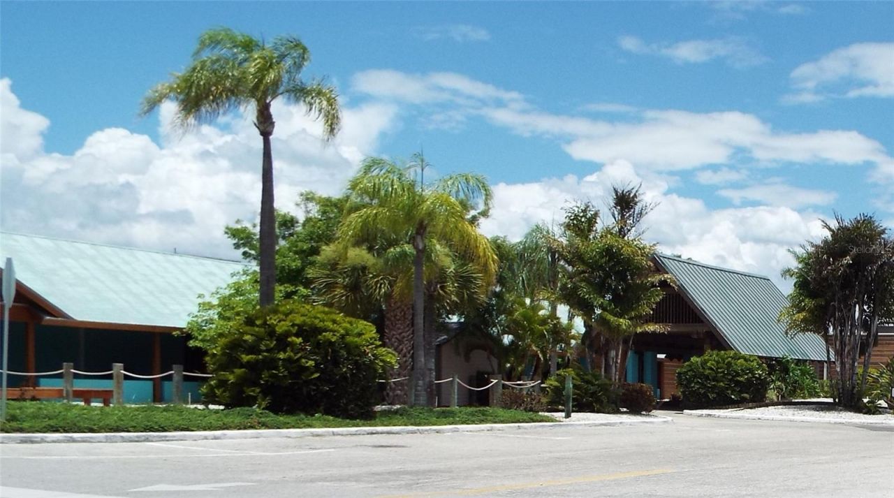 513 Bahia Beach Blvd, Ruskin, FL 33570 Photo