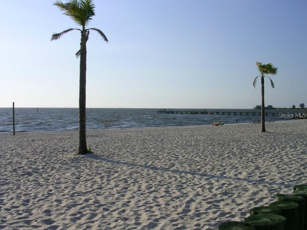 513 Bahia Beach Blvd, Ruskin, FL 33570 Photo