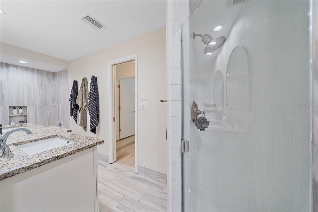 1734 Riviera Circle, Sarasota, FL 34232 Photo