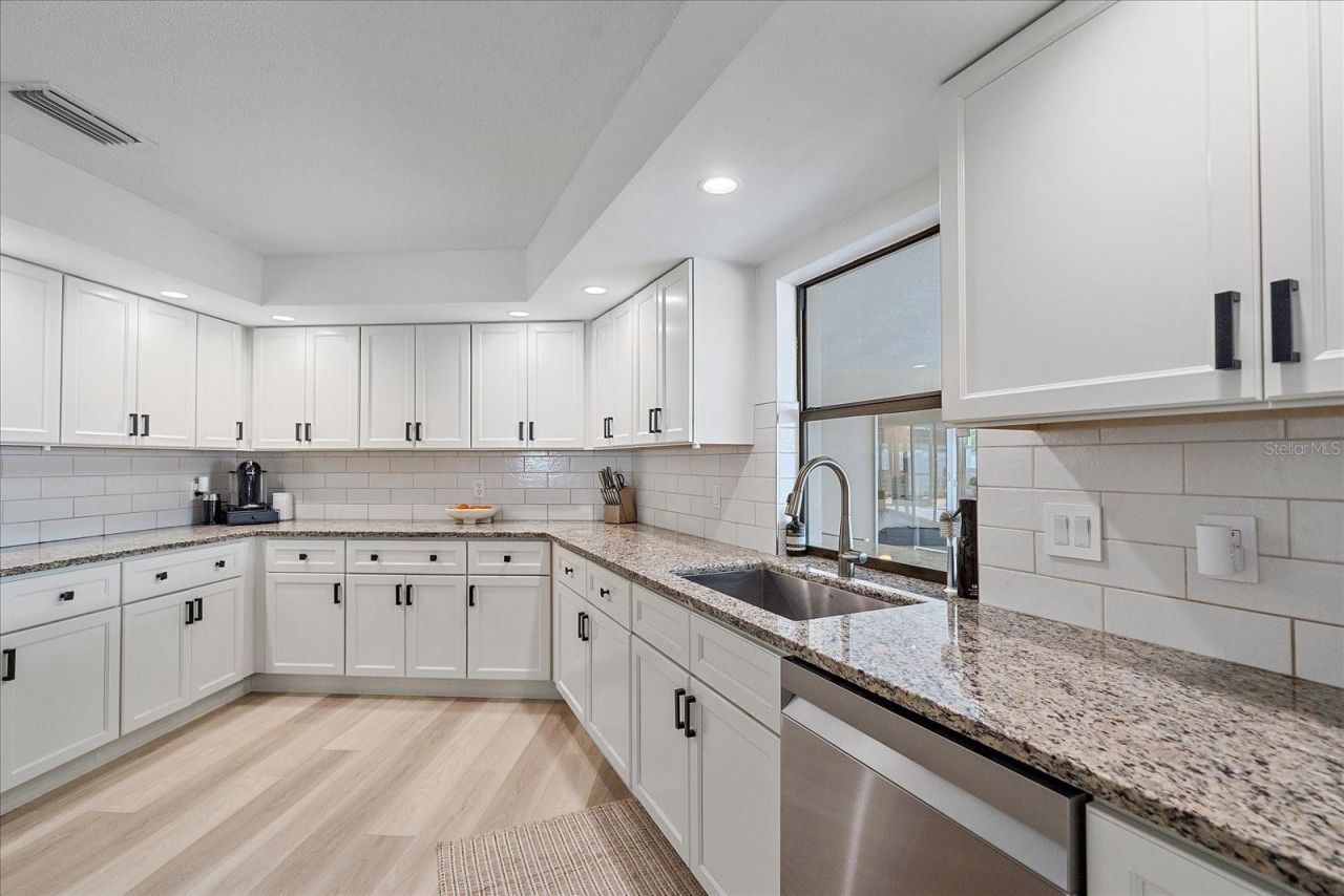 1734 Riviera Circle, Sarasota, FL 34232 Photo