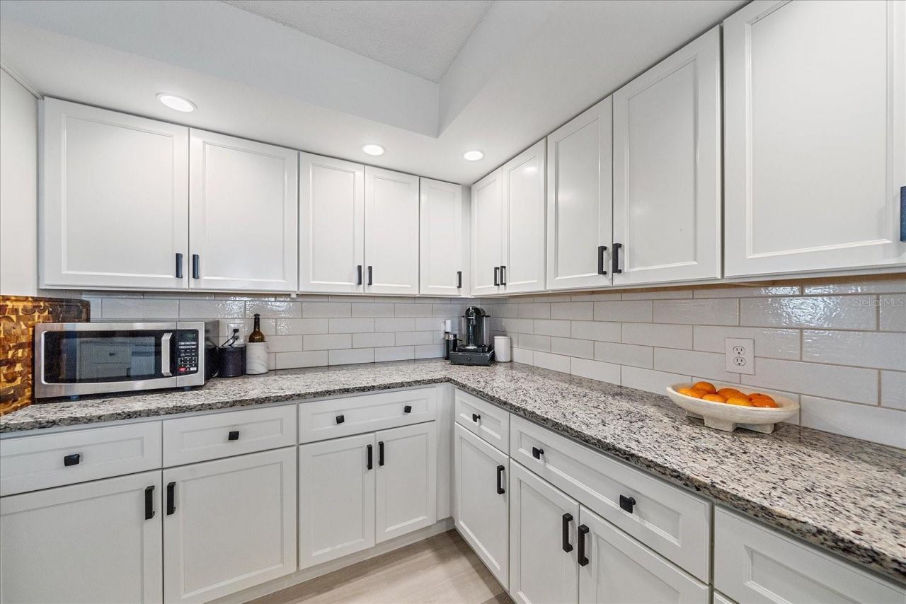 1734 Riviera Circle, Sarasota, FL 34232 Photo