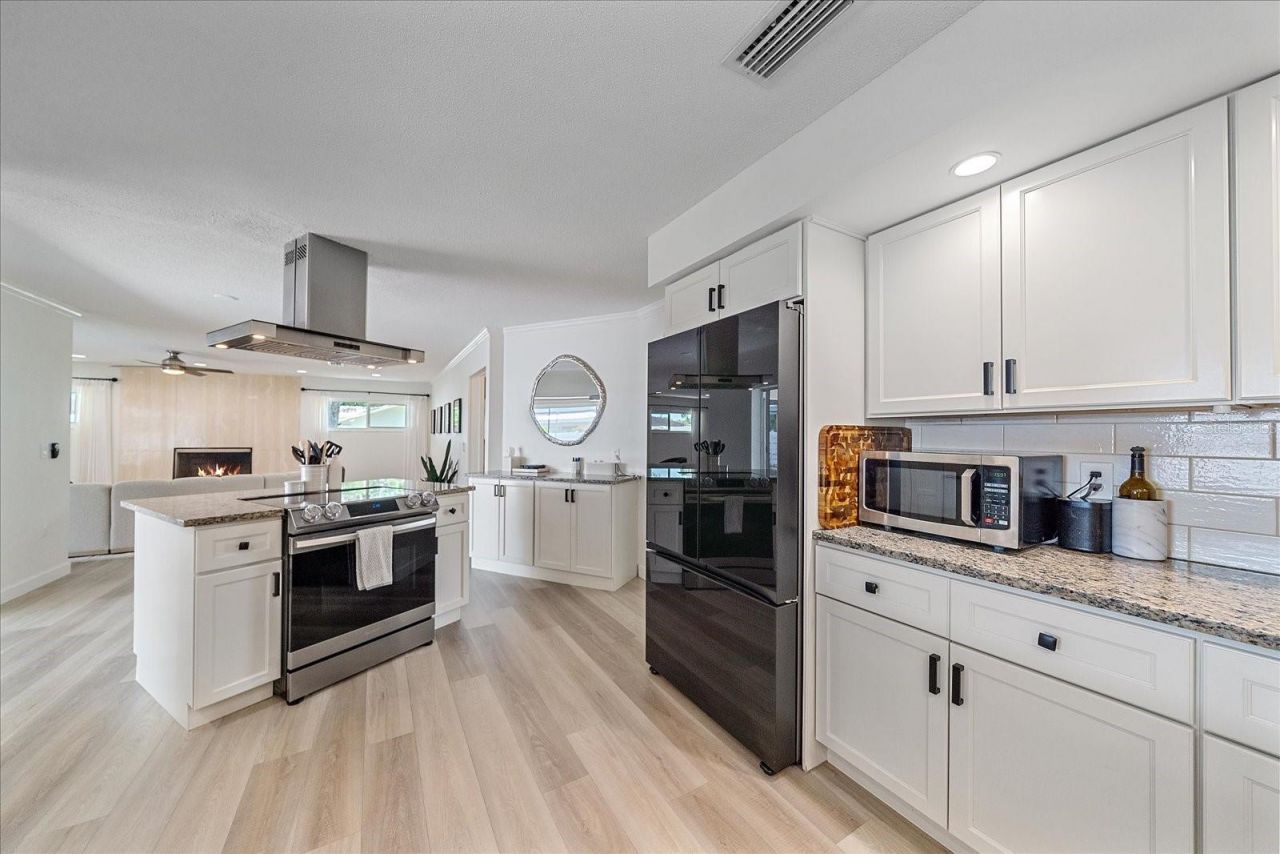 1734 Riviera Circle, Sarasota, FL 34232 Photo