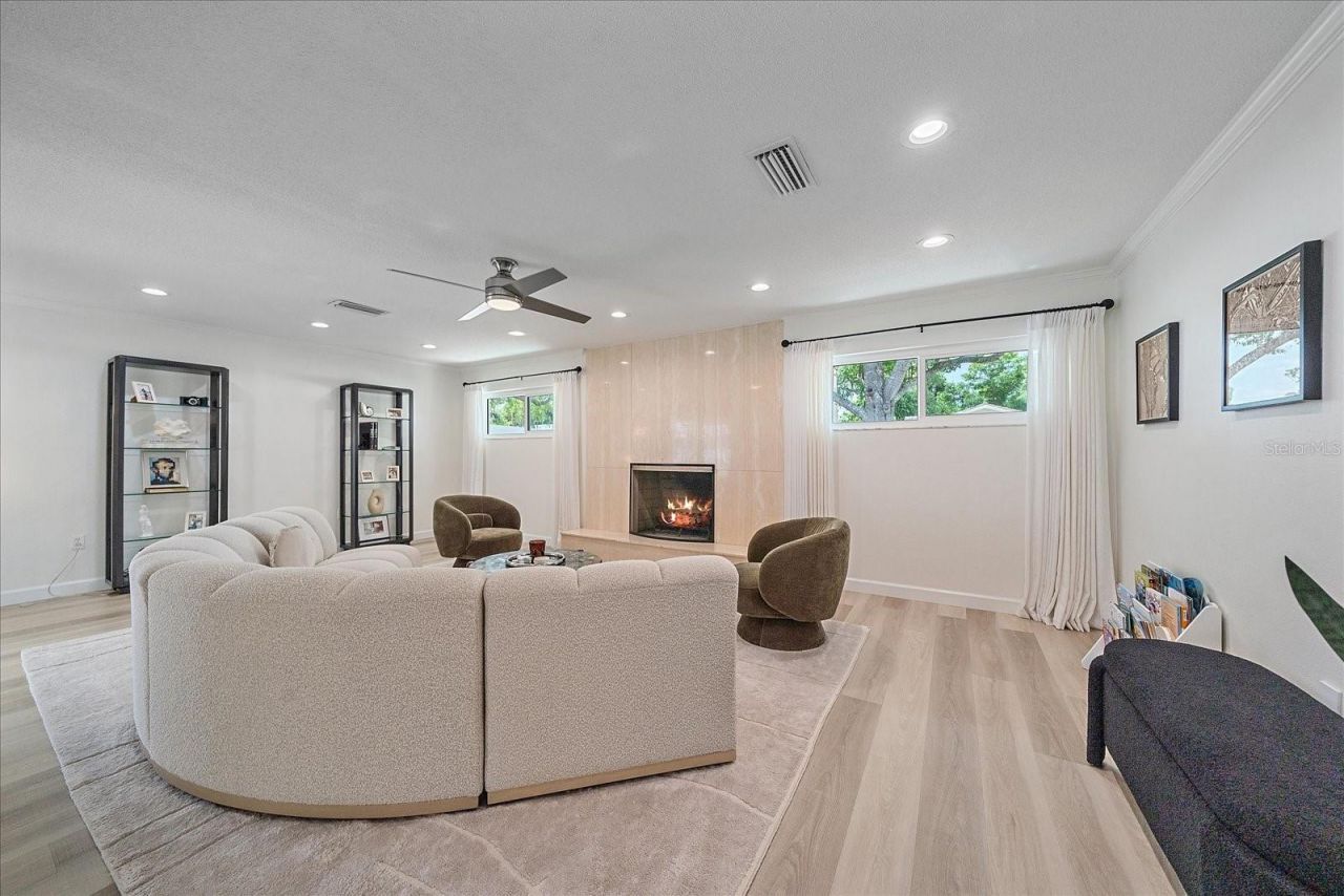 1734 Riviera Circle, Sarasota, FL 34232 Photo