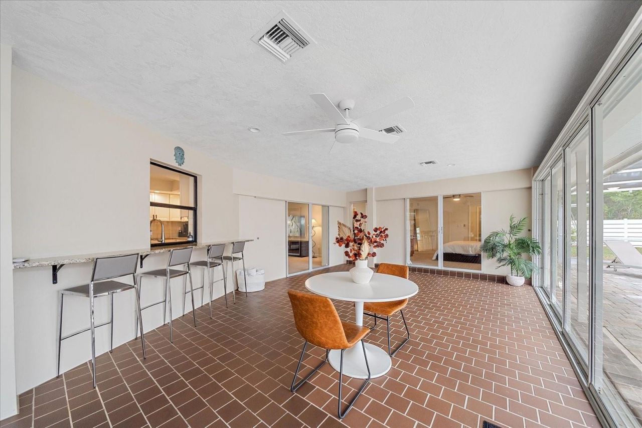 1734 Riviera Circle, Sarasota, FL 34232 Photo