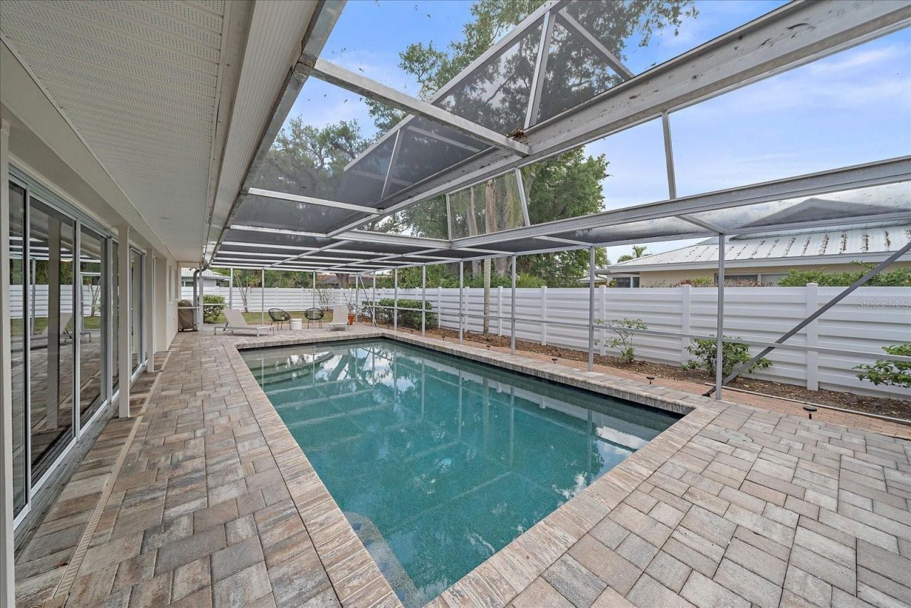 1734 Riviera Circle, Sarasota, FL 34232 Photo