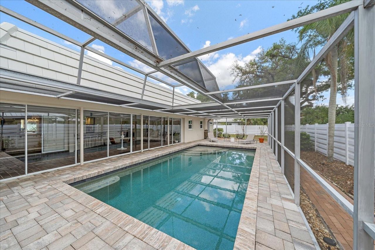 1734 Riviera Circle, Sarasota, FL 34232 Photo