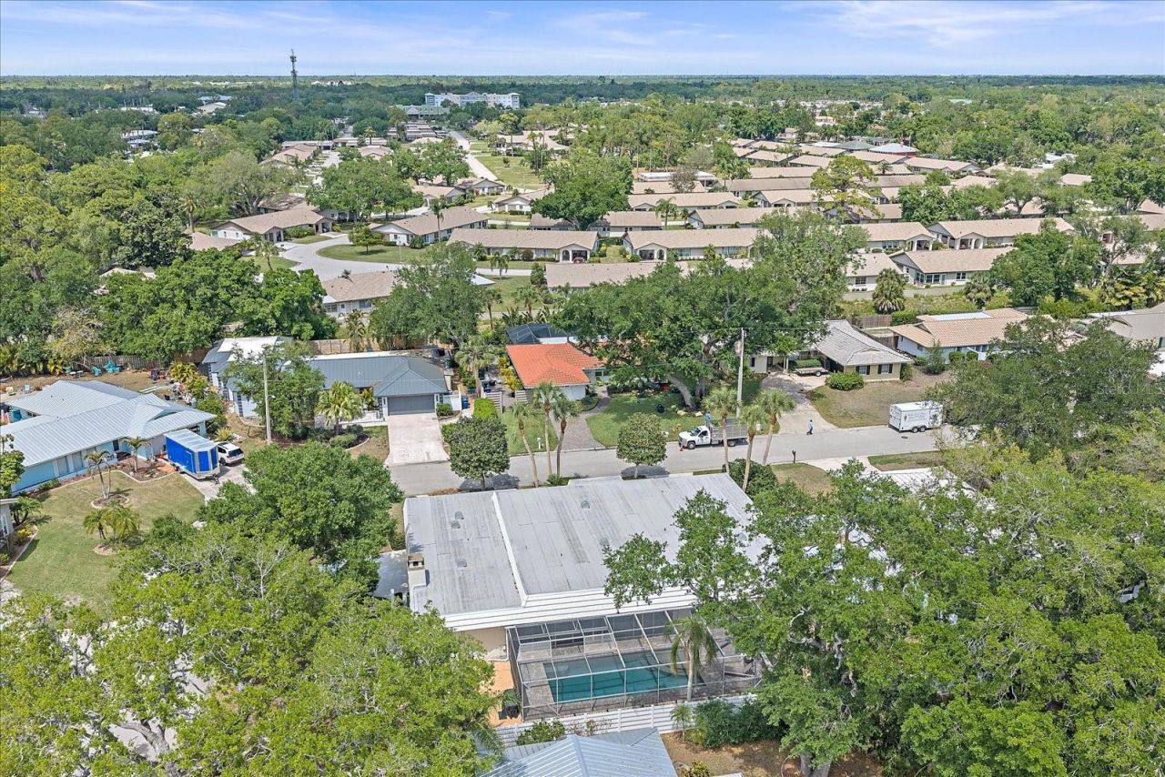 1734 Riviera Circle, Sarasota, FL 34232 Photo