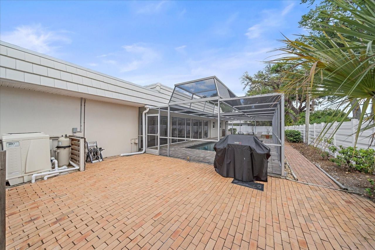 1734 Riviera Circle, Sarasota, FL 34232 Photo