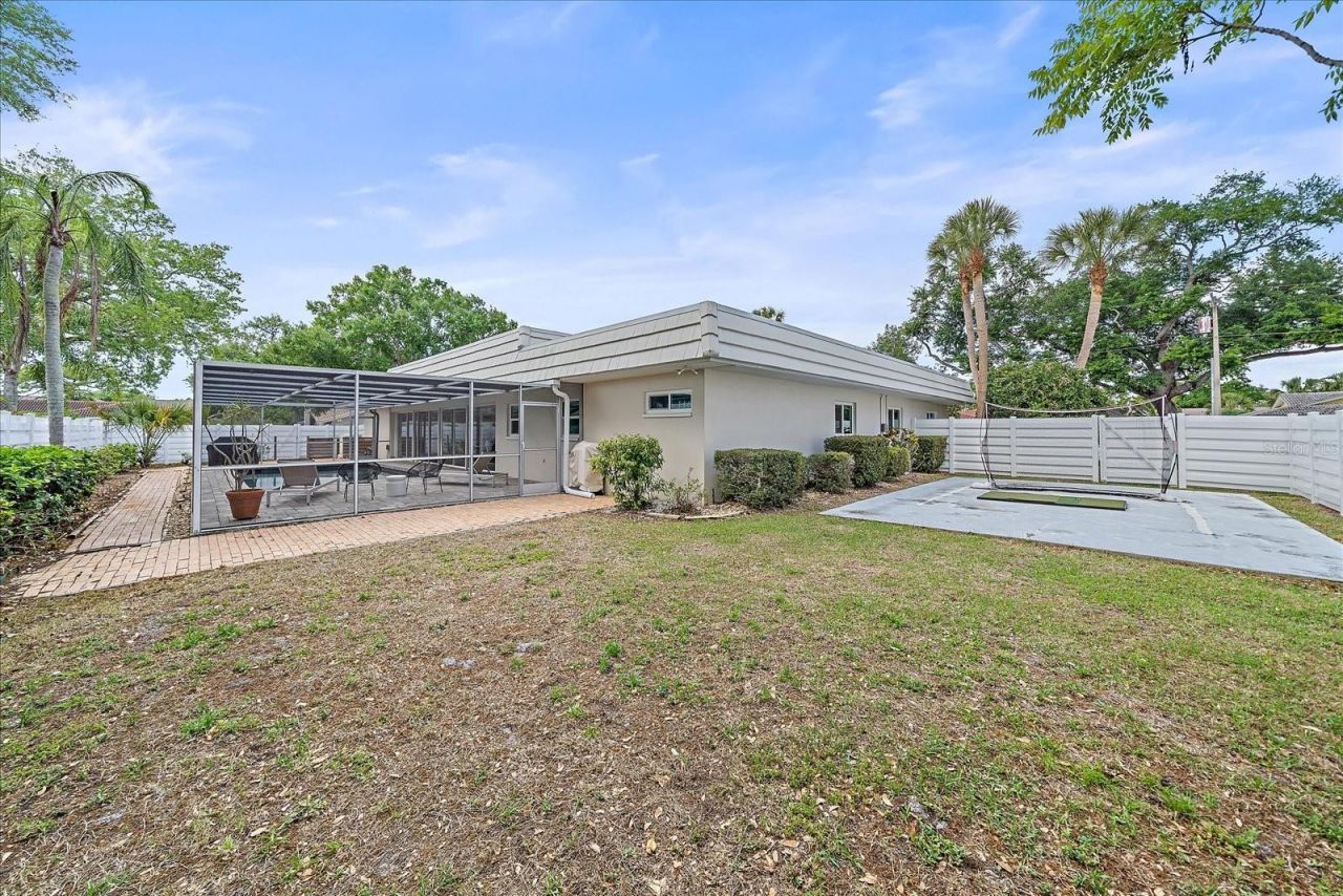 1734 Riviera Circle, Sarasota, FL 34232 Photo