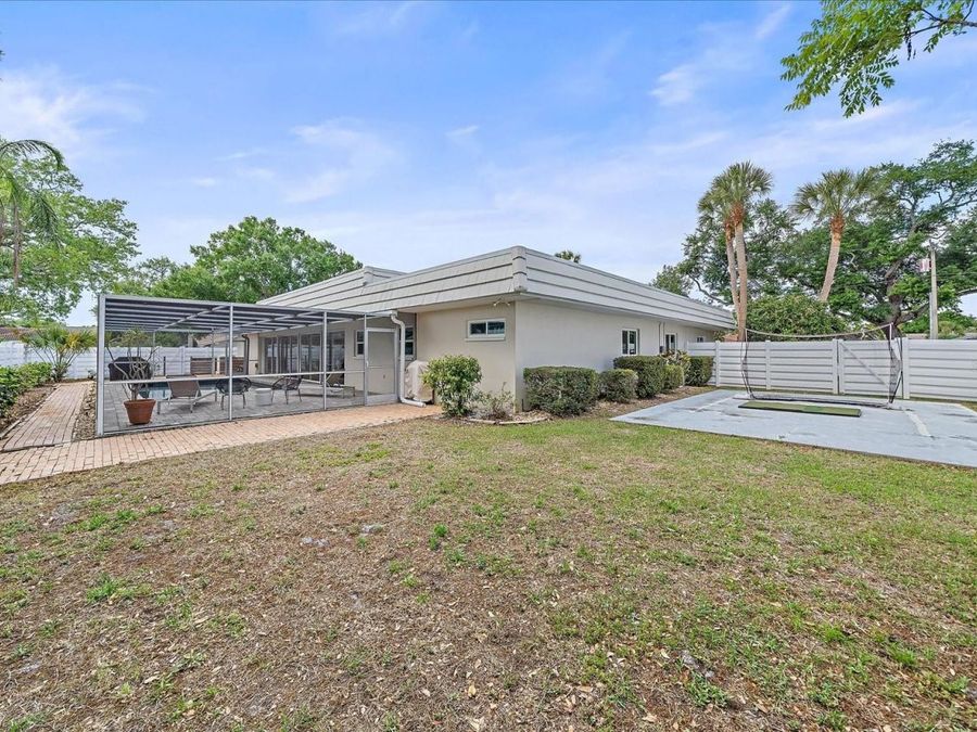 Property Image 61