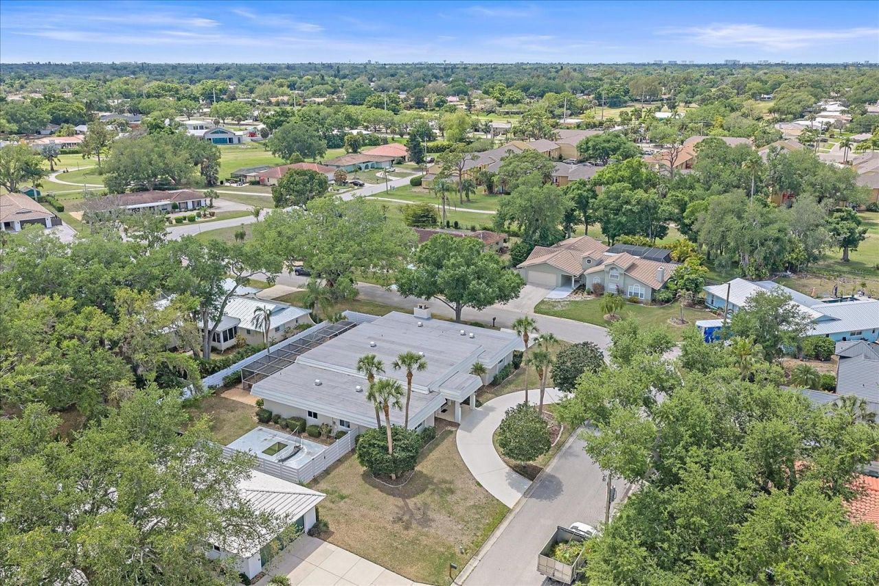 1734 Riviera Circle, Sarasota, FL 34232 Photo