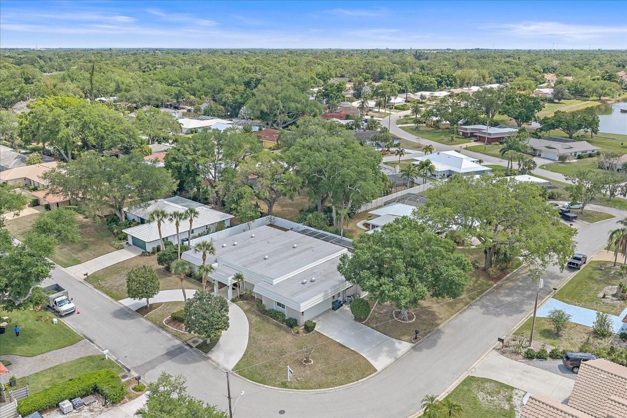 1734 Riviera Circle, Sarasota, FL 34232 Photo