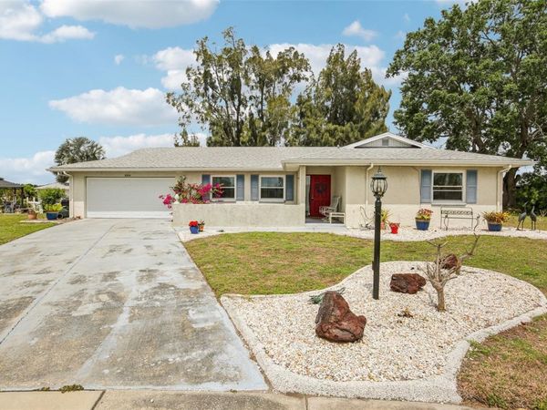 504 LIME TREE COURT , SUN CITY CENTER, FL 33573