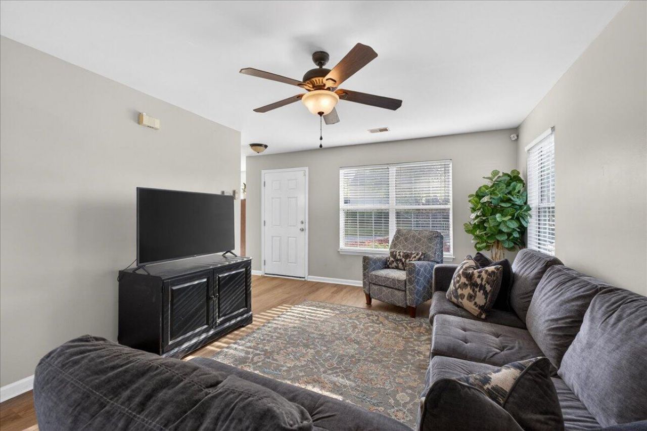 9020 Fieldstone Trace Photo 6