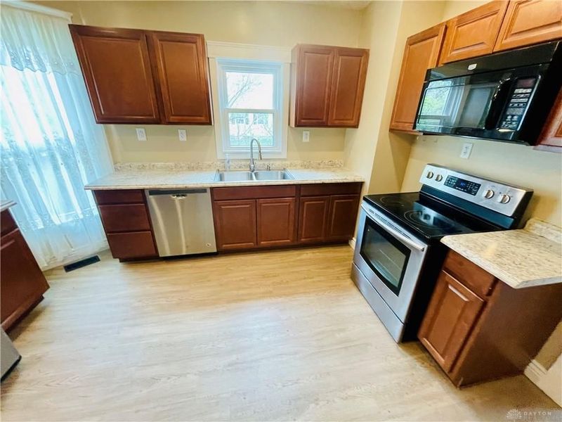 106 S Main Street, West Alexandria, OH 45381 Photo 26