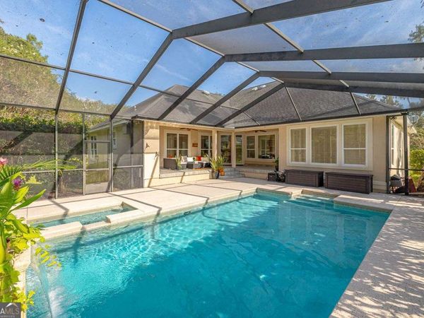 371 Oak Grove Island Drive, Brunswick, GA 31523