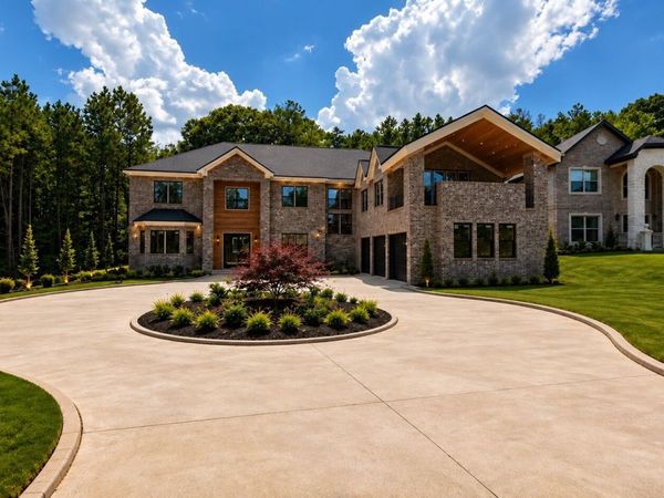 899 Artistry Way, Fairburn, GA 30213