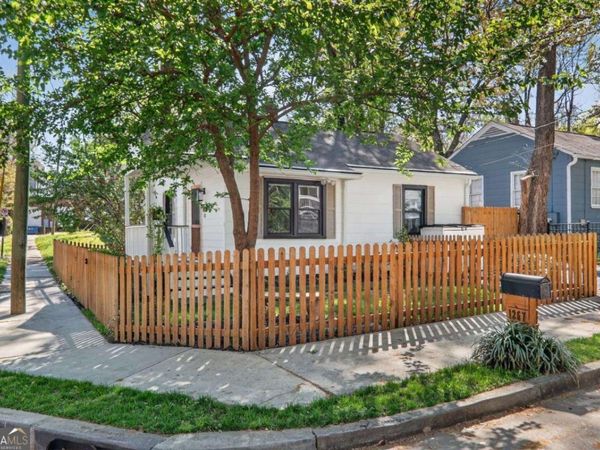 1267 Lyle Place NW, Atlanta, GA 30318