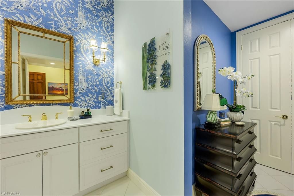 27710 Marina Isle Ct, Bonita Springs, FL 34134 Photo