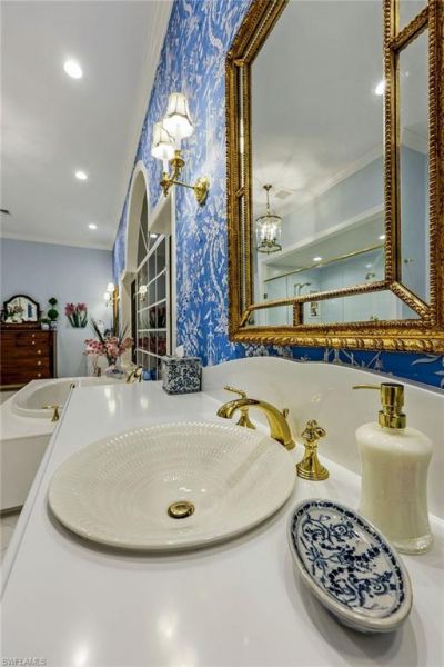 27710 Marina Isle Ct, Bonita Springs, FL 34134 Photo