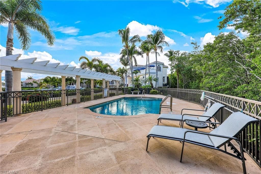 27710 Marina Isle Ct, Bonita Springs, FL 34134 Photo