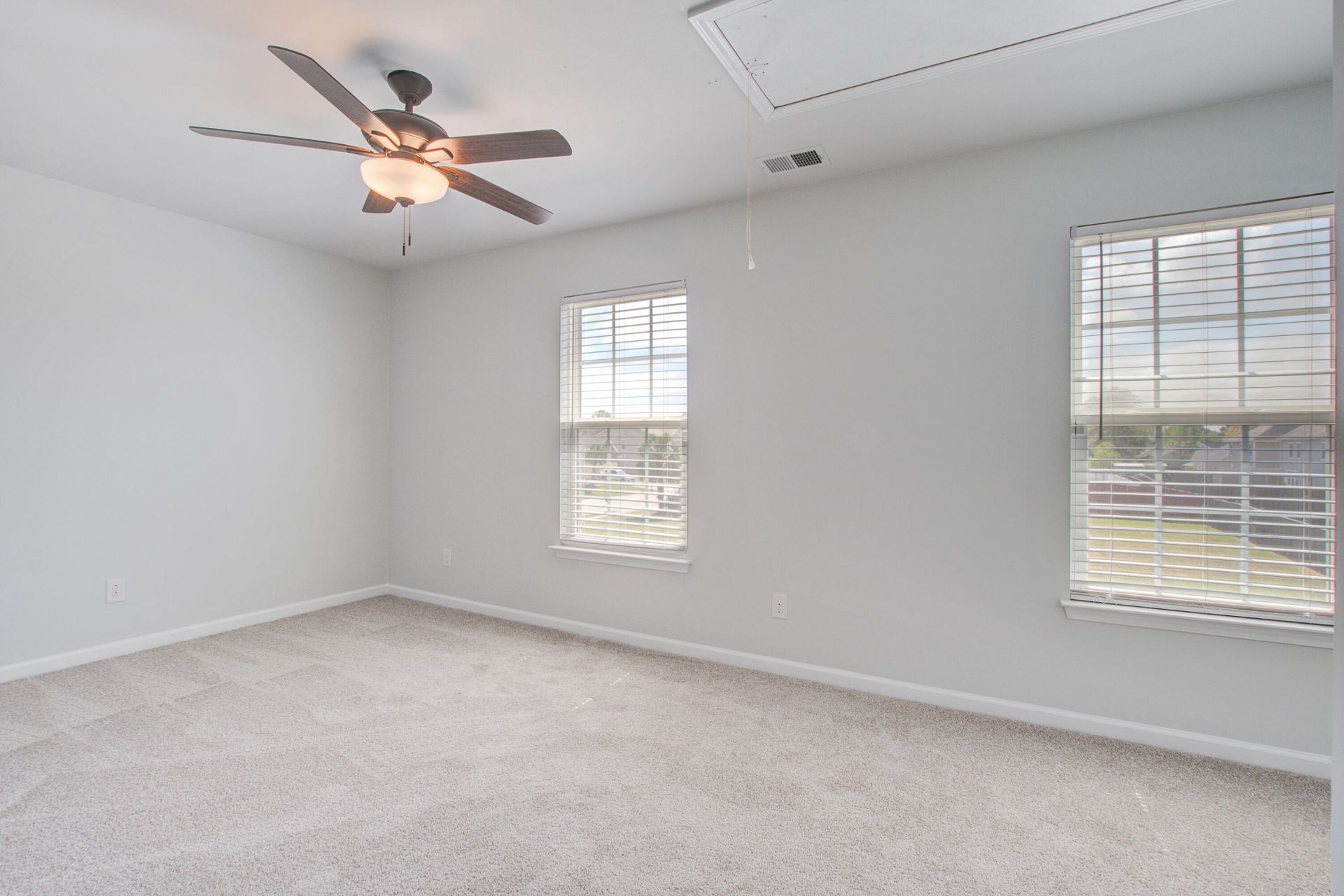 7750 High Maple Circle Photo 31