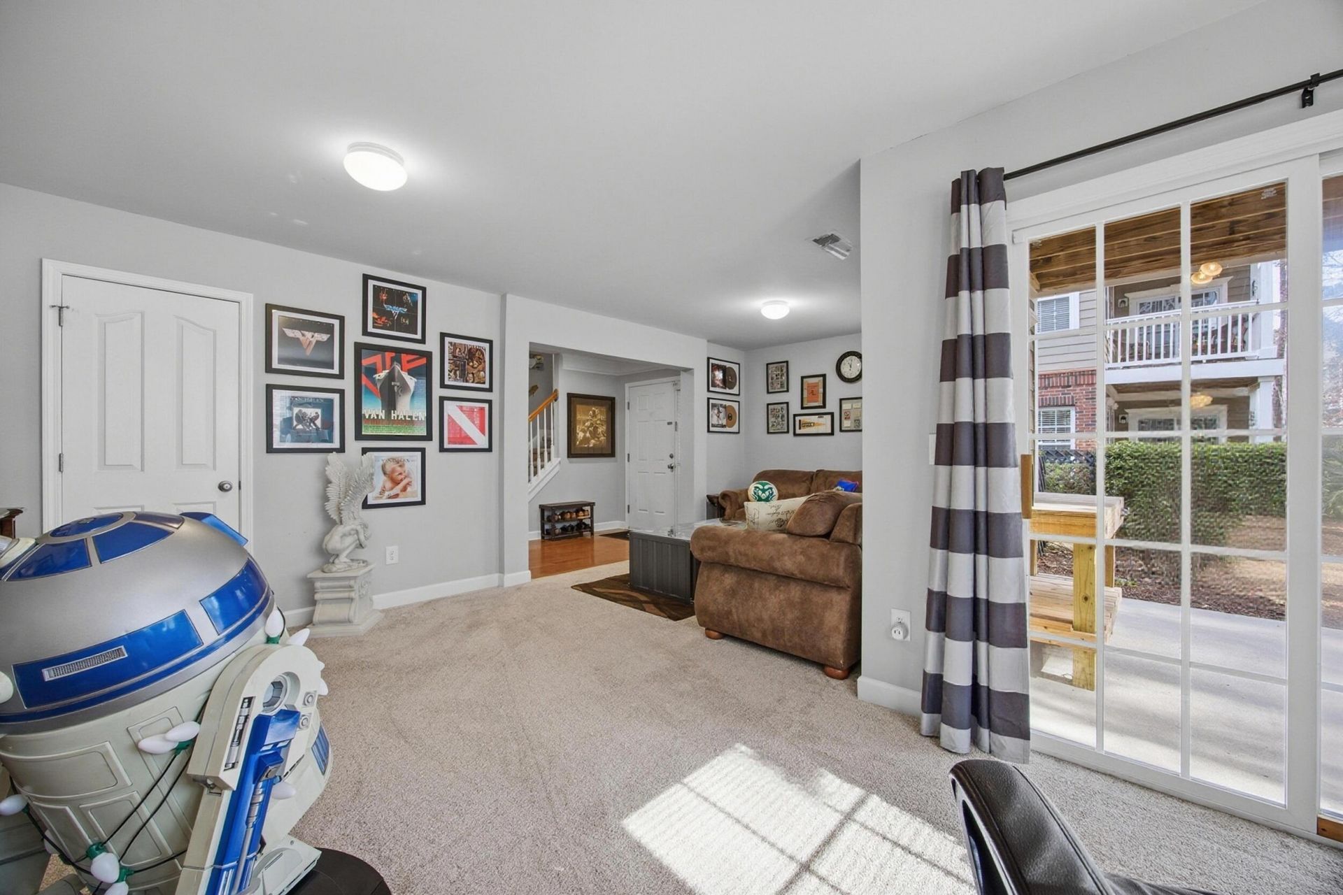 3451 Claremont Street Photo 14