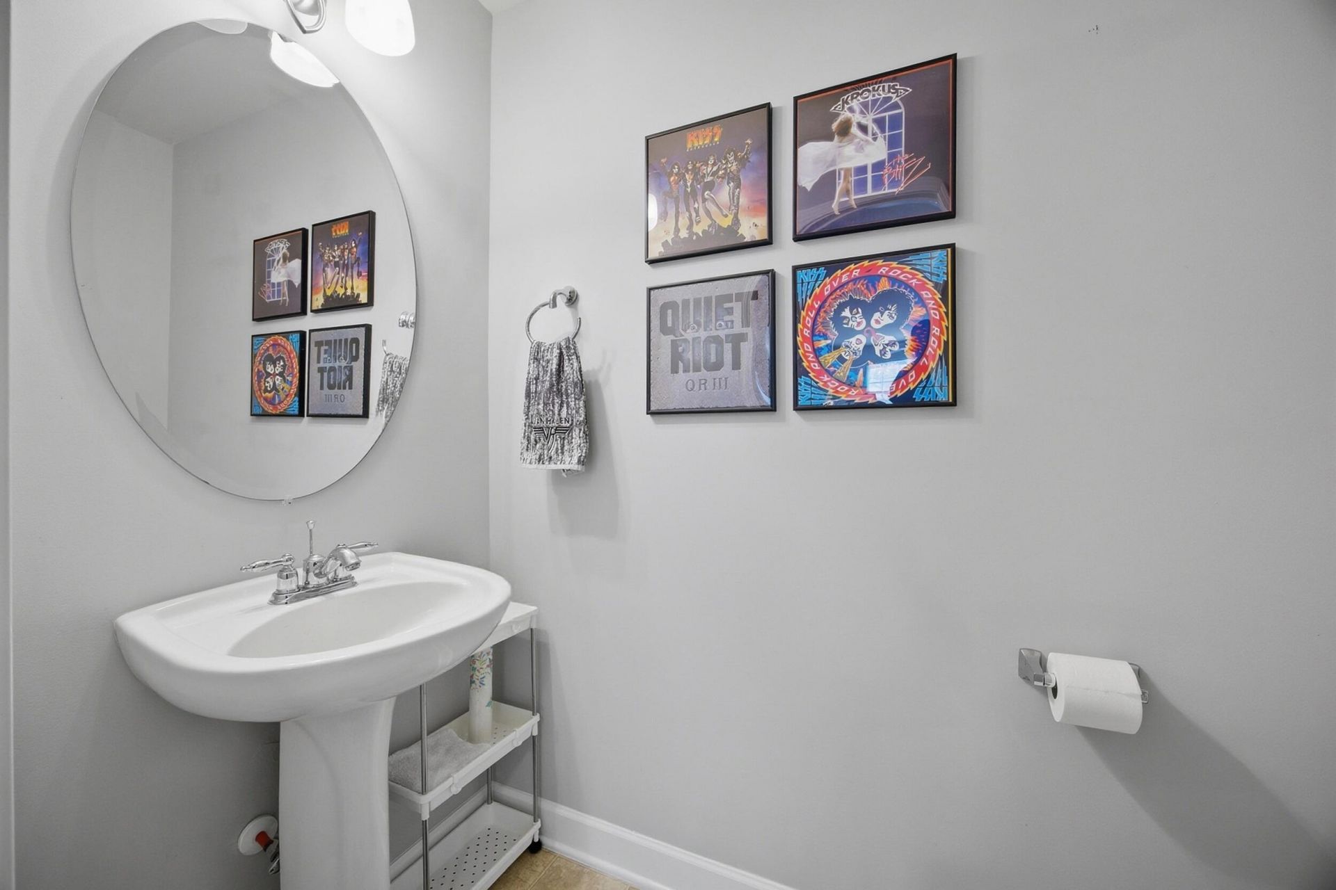 3451 Claremont Street Photo 19