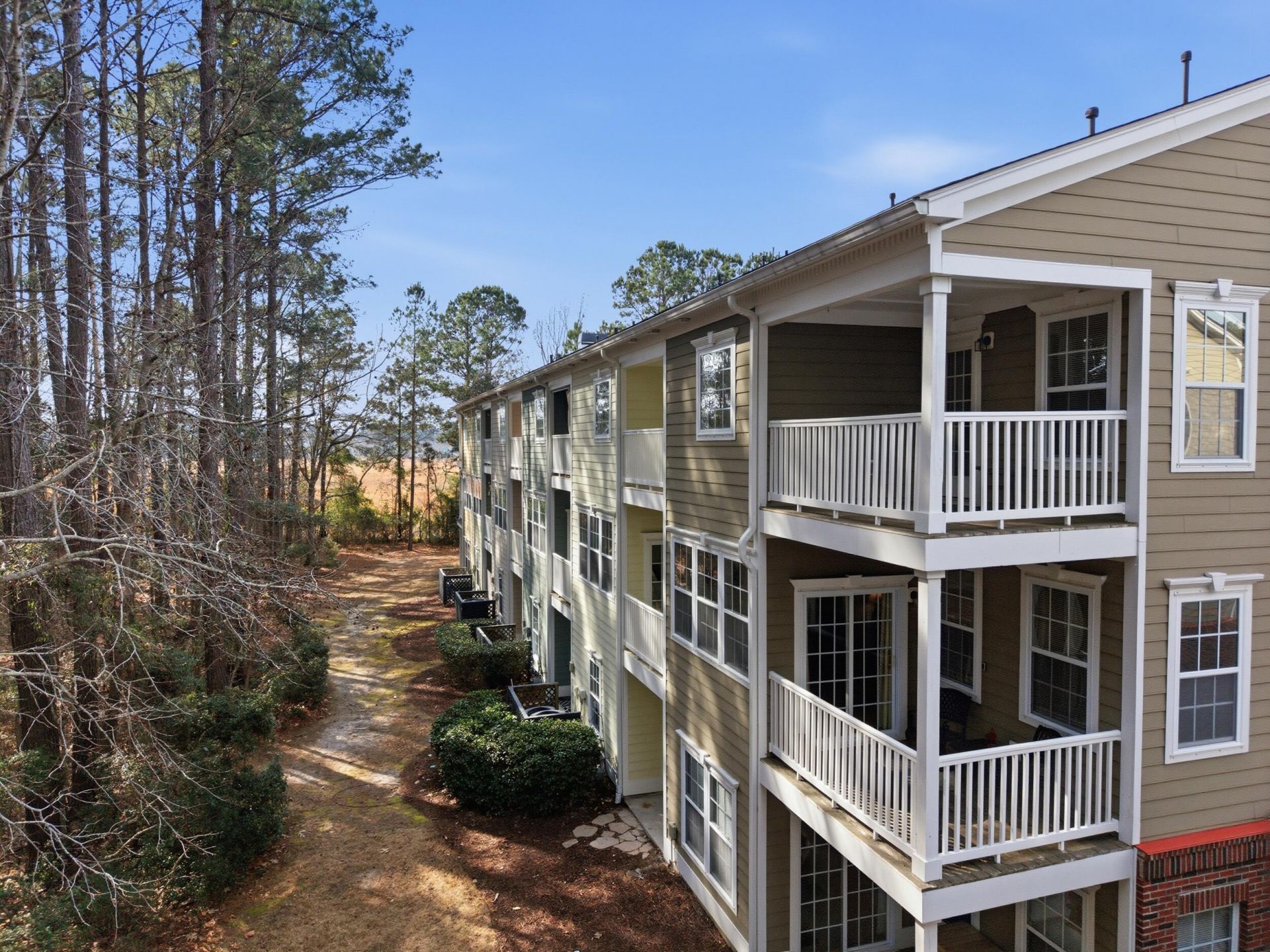 3451 Claremont Street Photo 26