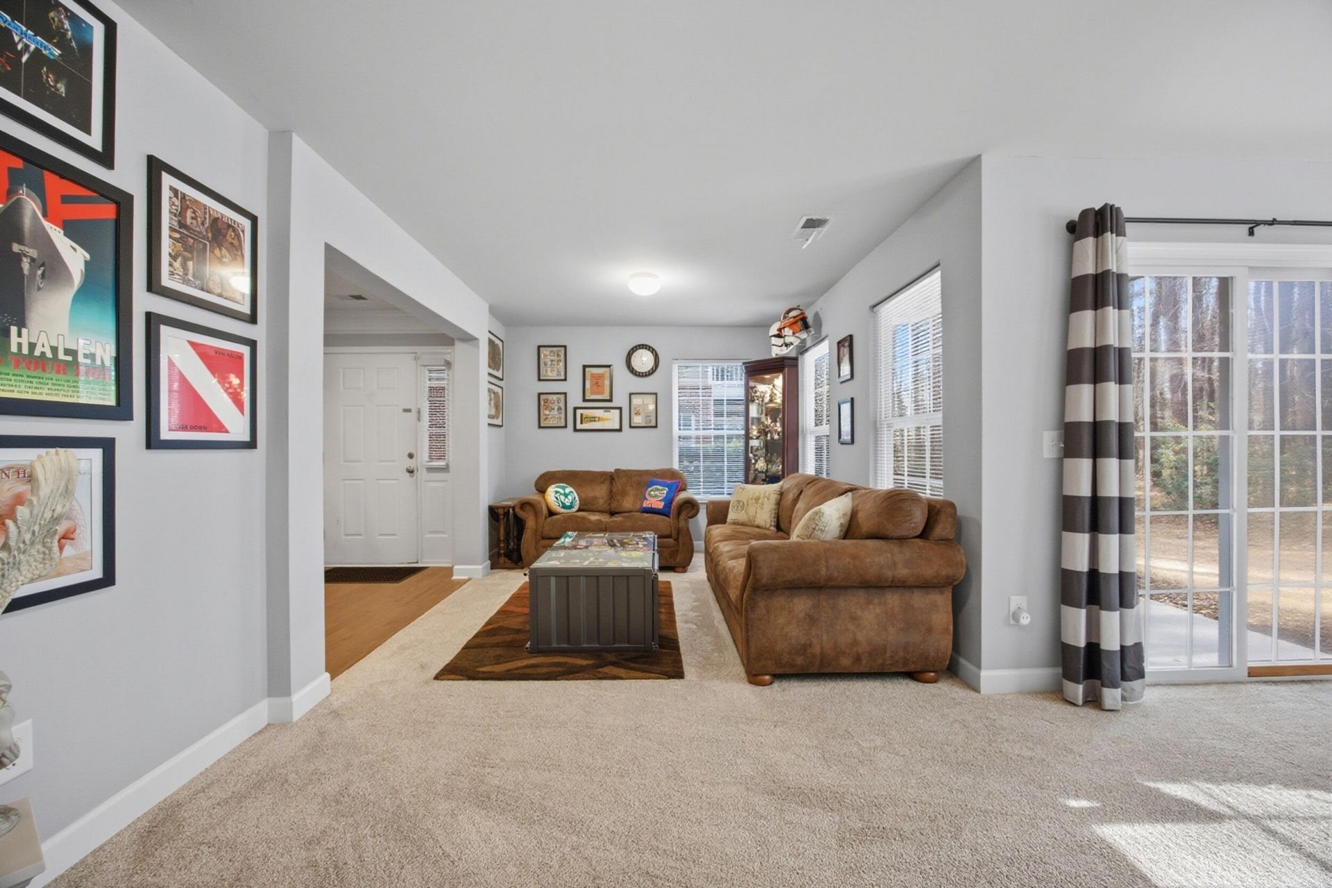 3451 Claremont Street Photo 32