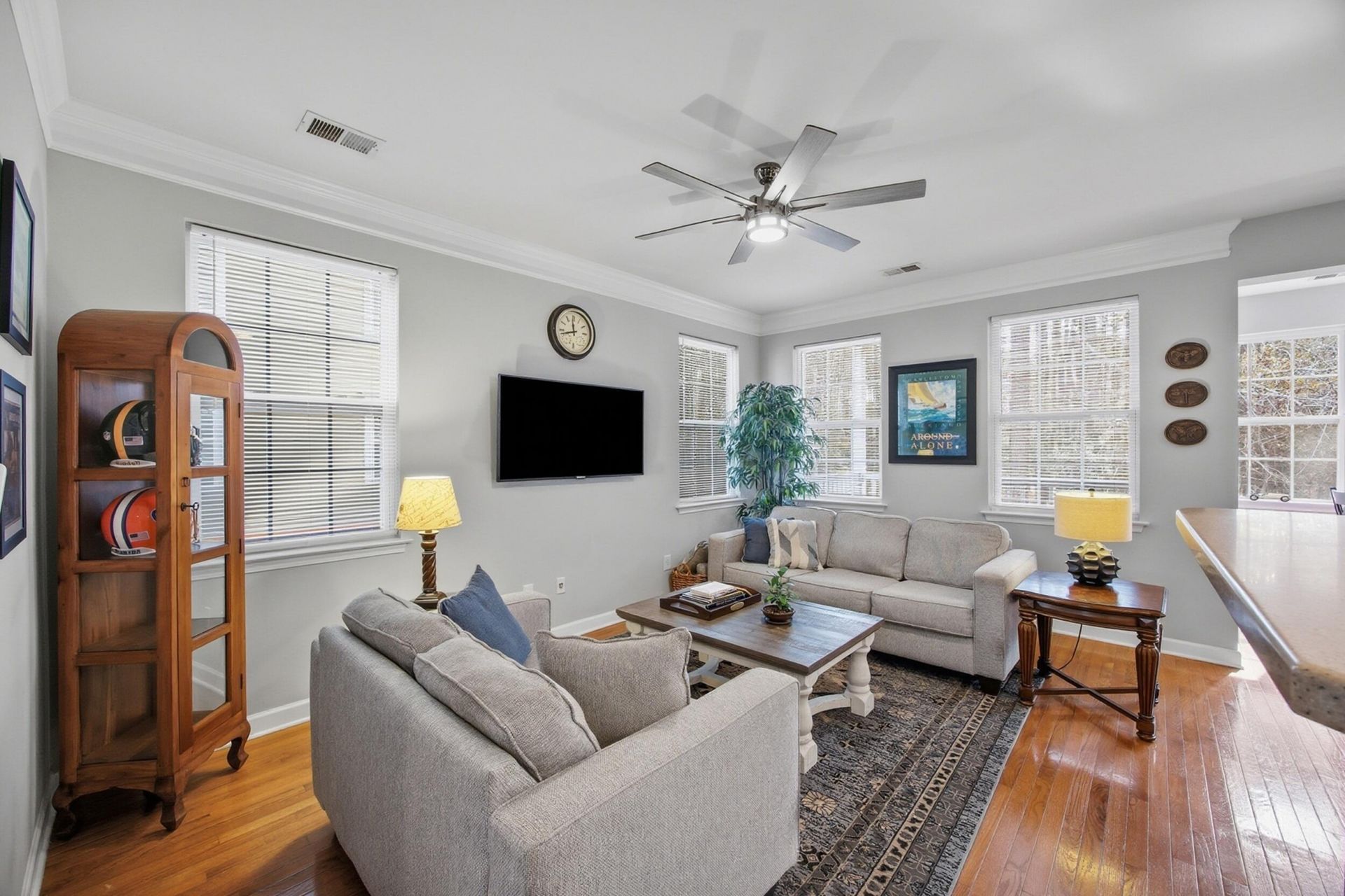 3451 Claremont Street Photo 33