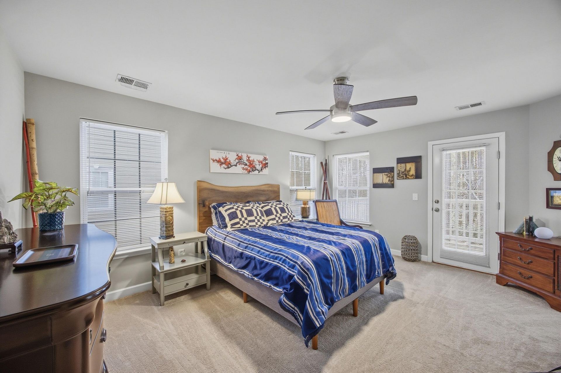 3451 Claremont Street Photo 38