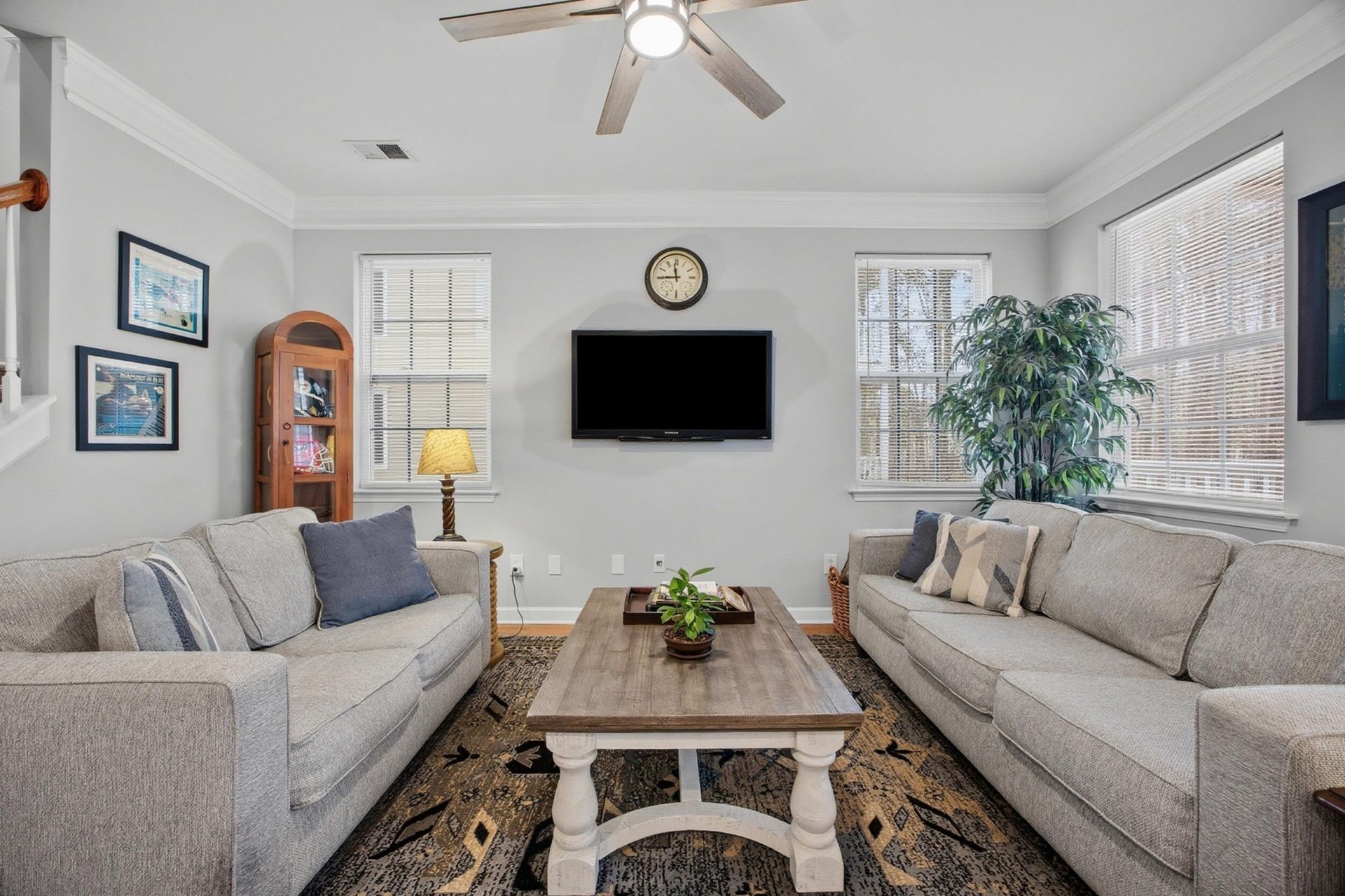 3451 Claremont Street Photo 8