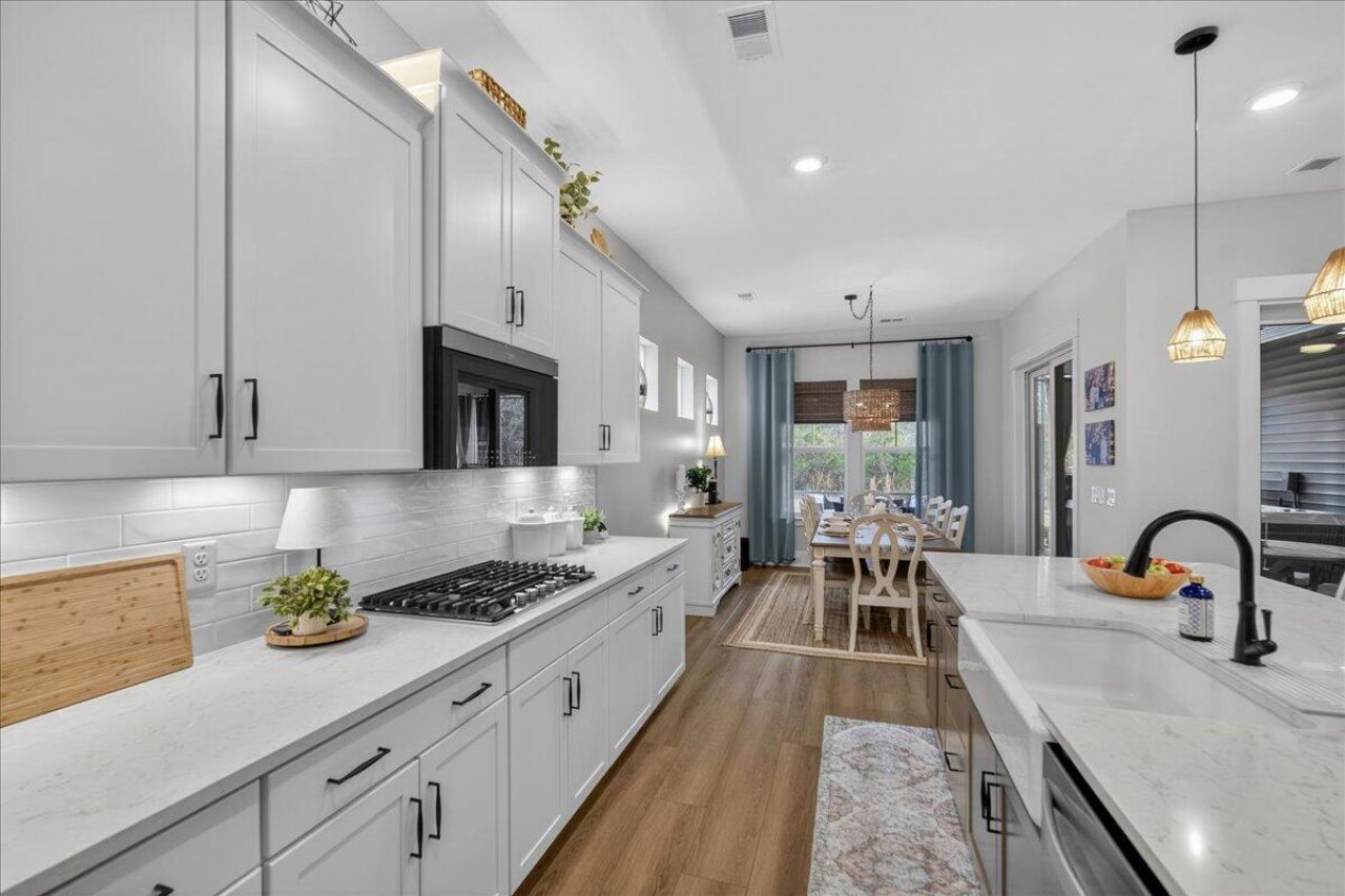 144 Summerwind Drive Photo 11