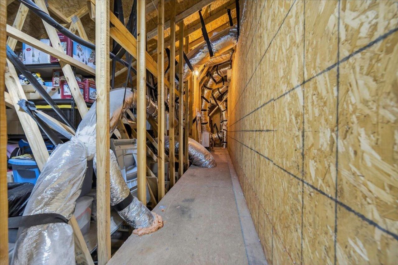 144 Summerwind Drive Photo 36