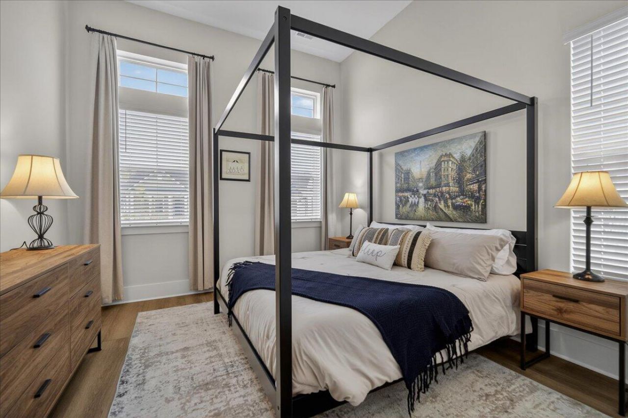 144 Summerwind Drive Photo 4