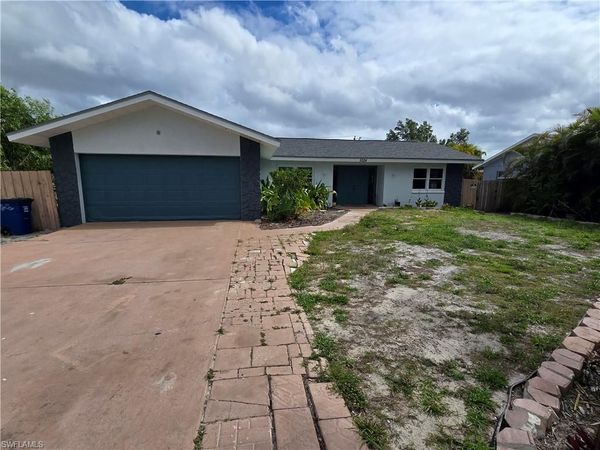 5524 Avenue D, BOKEELIA, FL 33922