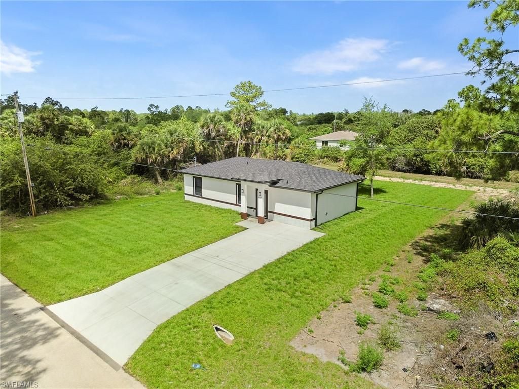 1137 Essex St E, Lehigh Acres, FL 33974 Photo