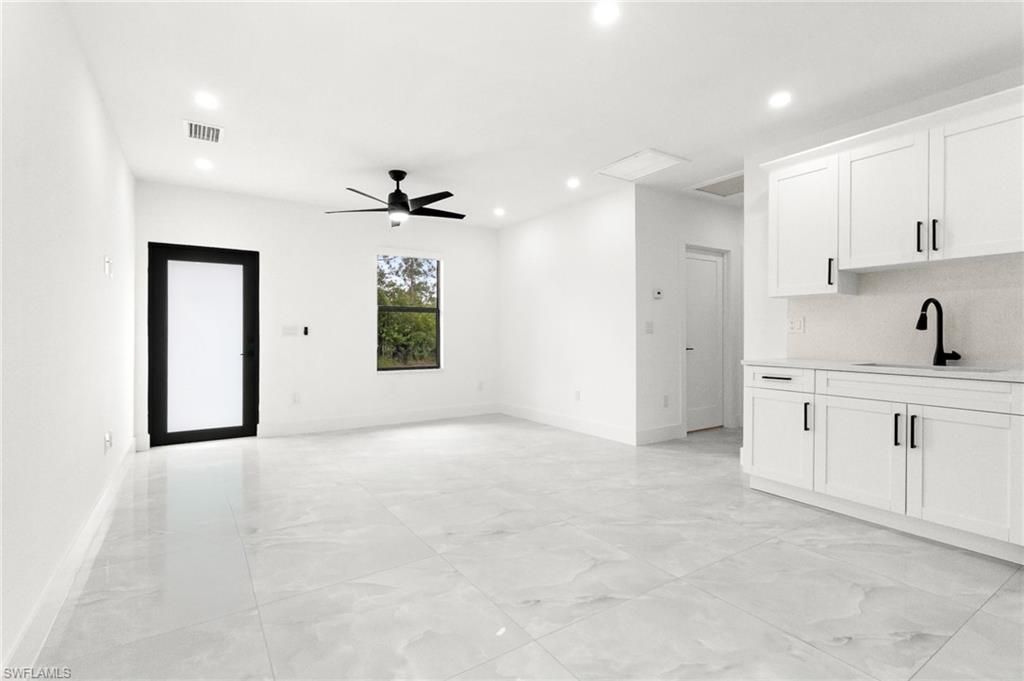 1137 Essex St E, Lehigh Acres, FL 33974 Photo