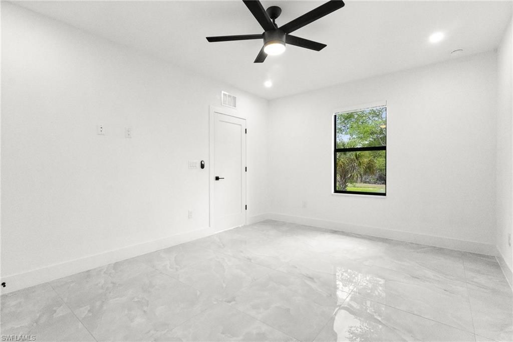 1137 Essex St E, Lehigh Acres, FL 33974 Photo