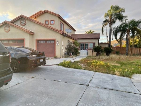 296 Quiet Court, San Jacinto, CA 92582