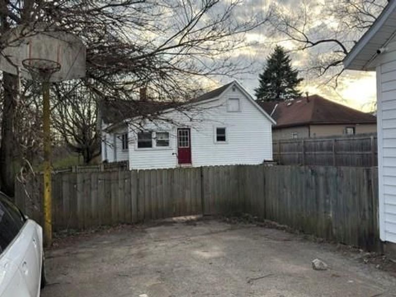 56 Willow Street, Mechanicsburg, OH 43044 Photo 2