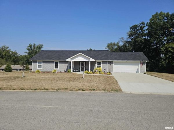 6 BROOKHAVEN Drive , Mt Vernon, IL 62864