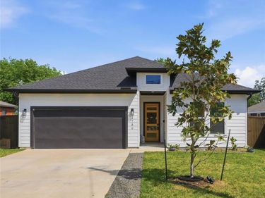 1730 Vilbig Road, Dallas, TX 75208