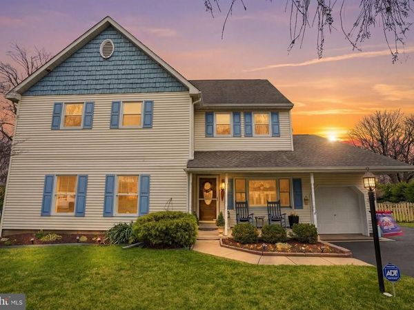 211 LONGVIEW AVENUE , LANGHORNE, PA 19047