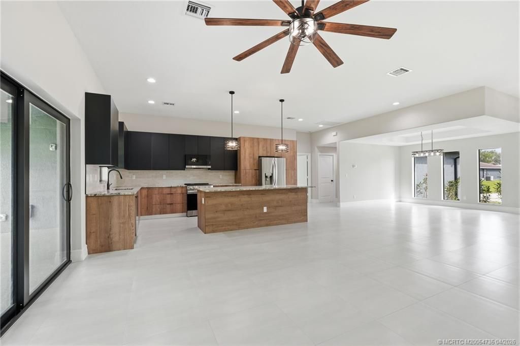 1457 SW Dow Lane, Port Saint Lucie, FL 34953 Photo