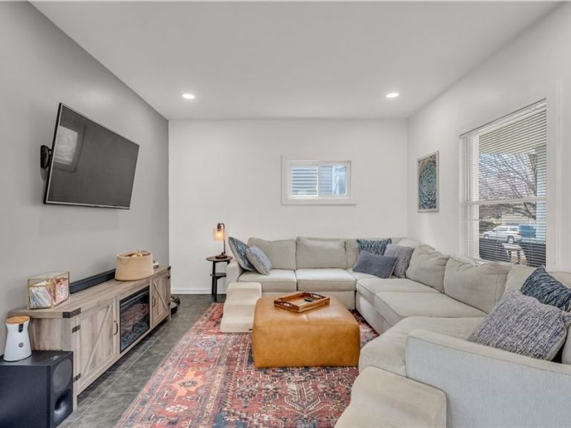 3407 Library Avenue, Cleveland, OH 44109 Photo 4