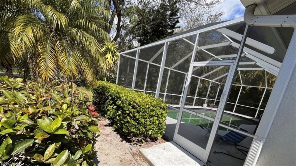 9894 Colonial Walk N, Estero, FL 33928 Photo