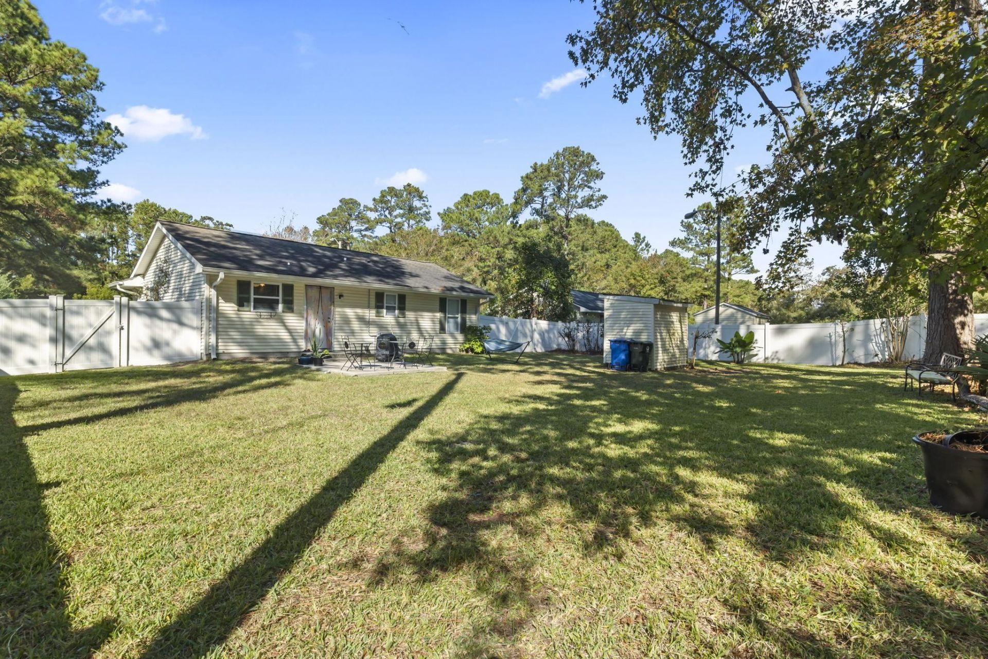 1300 Ragin St.  Photo 26